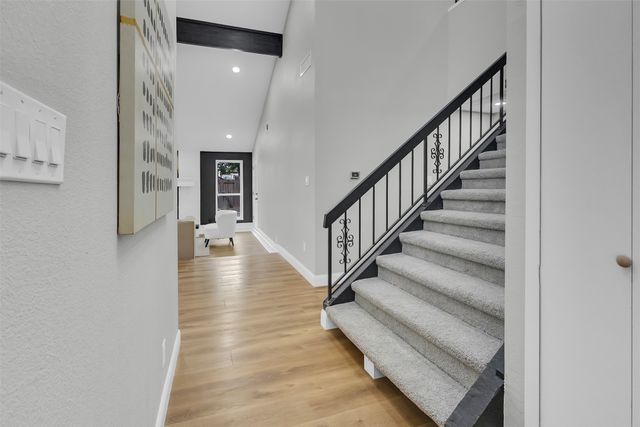 3048 Old Orchard Lane, Bedford, TX 76021