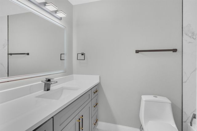 3048 Old Orchard Lane, Bedford, TX 76021