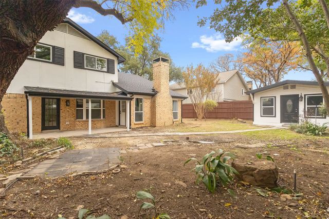 3048 Old Orchard Lane, Bedford, TX 76021