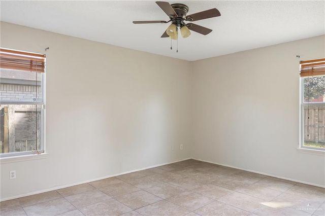 2002 W Roosevelt Street, Weslaco, TX 78599