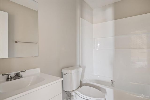 2002 W Roosevelt Street, Weslaco, TX 78599