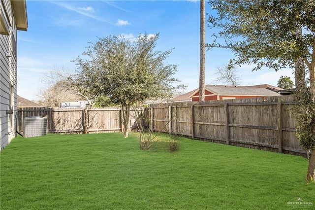 2002 W Roosevelt Street, Weslaco, TX 78599