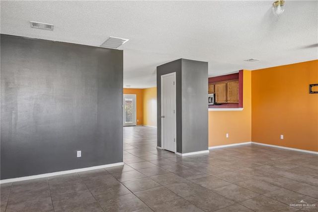 2002 W Roosevelt Street, Weslaco, TX 78599