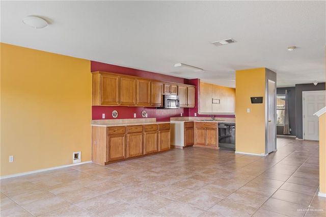 2002 W Roosevelt Street, Weslaco, TX 78599