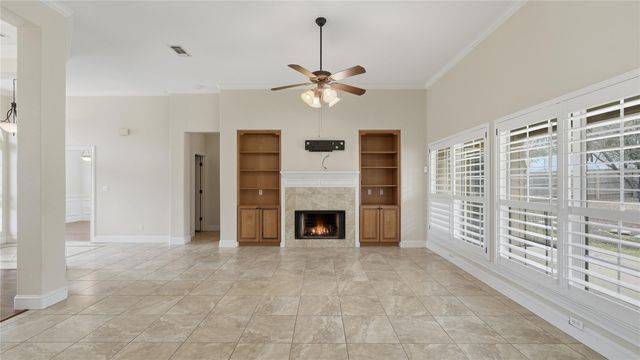 905 Mountain DR, San Marcos, TX 78666