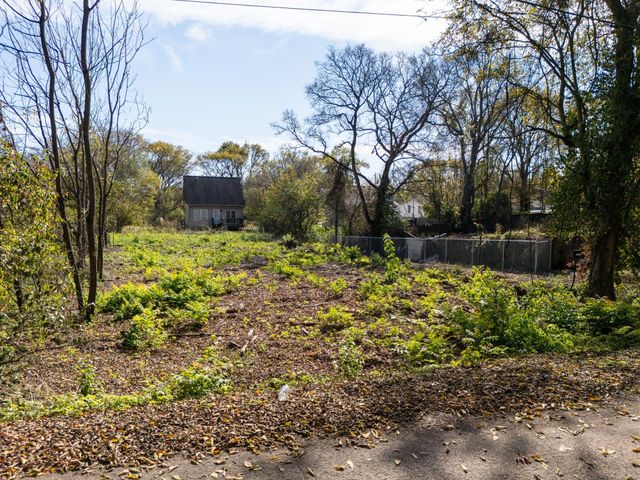 1720 Roger Avenue, Nashville, TN 37207