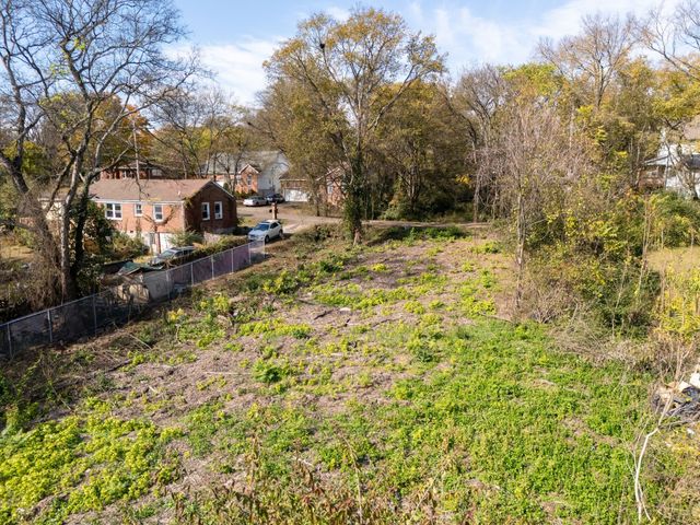 1720 Roger Avenue, Nashville, TN 37207