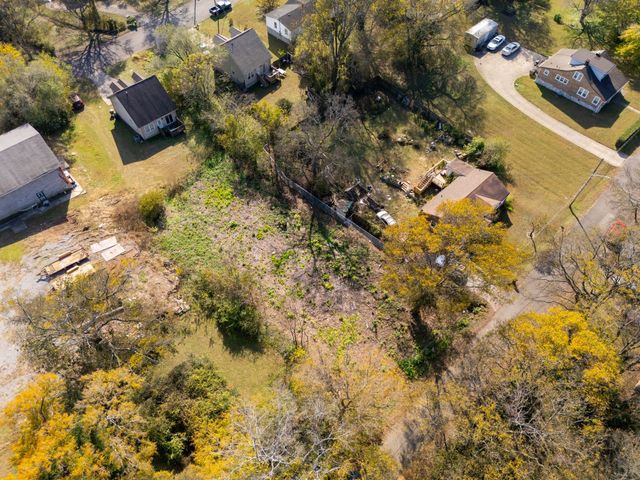 1720 Roger Avenue, Nashville, TN 37207