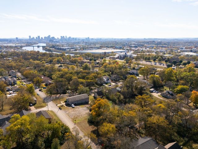 1720 Roger Avenue, Nashville, TN 37207