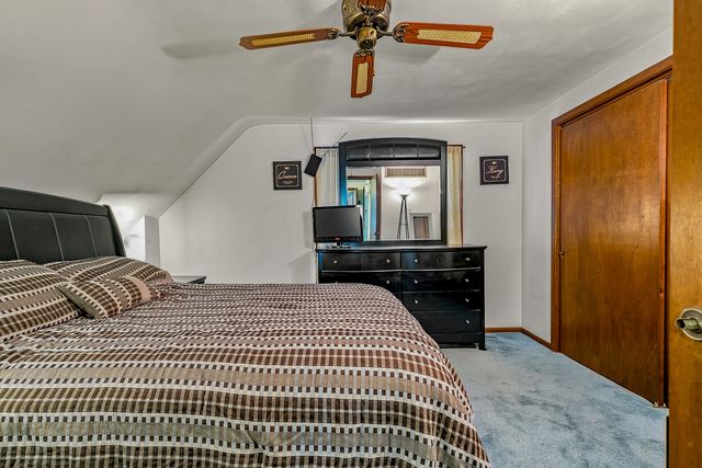 2424 28th Street, Rock Island, IL 61201