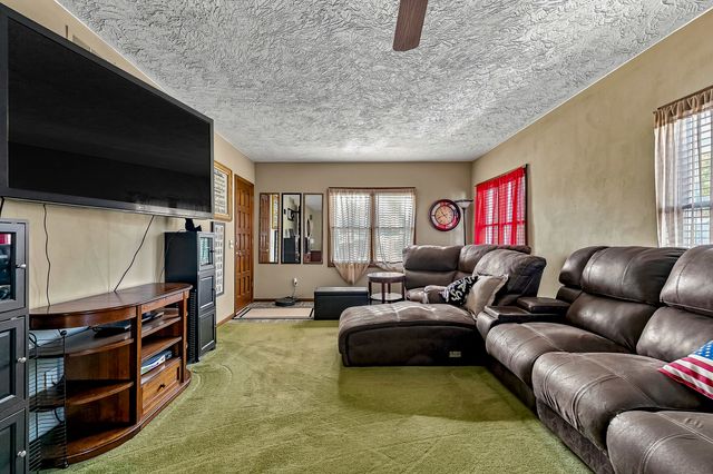 2424 28th Street, Rock Island, IL 61201