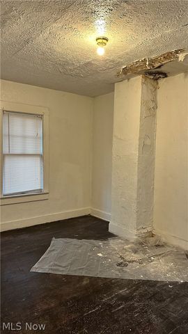 12628 Iroquois Avenue, Cleveland, OH 44108