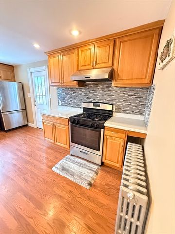 158 Union St, Randolph, MA 02368