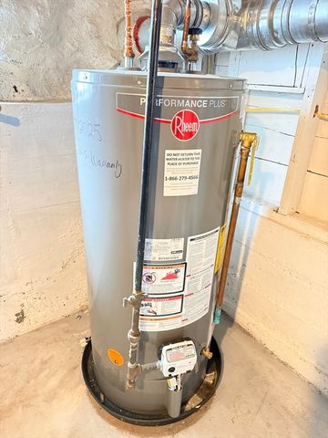 158 Union St, Randolph, MA 02368