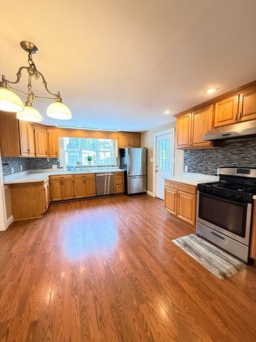 158 Union St, Randolph, MA 02368