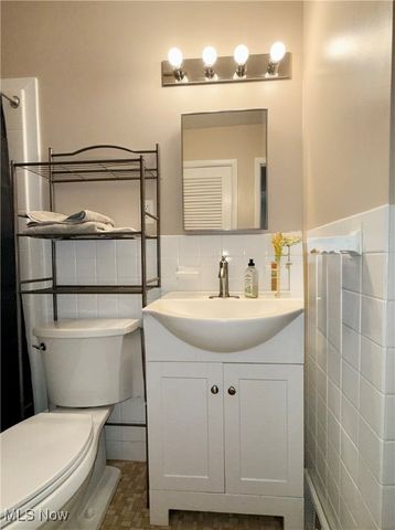 5651 Broadview Road B4, Parma, OH 44134