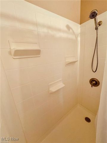 5651 Broadview Road B4, Parma, OH 44134