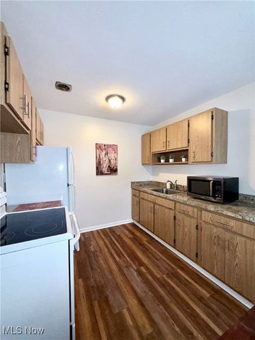 5651 Broadview Road B4, Parma, OH 44134