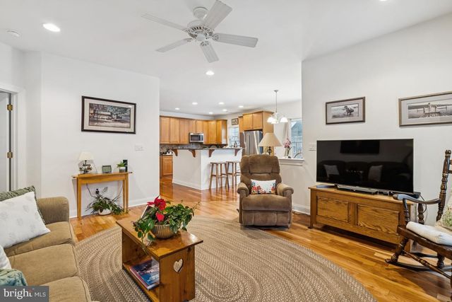 13 CRANE DR, Marlton, NJ 08053