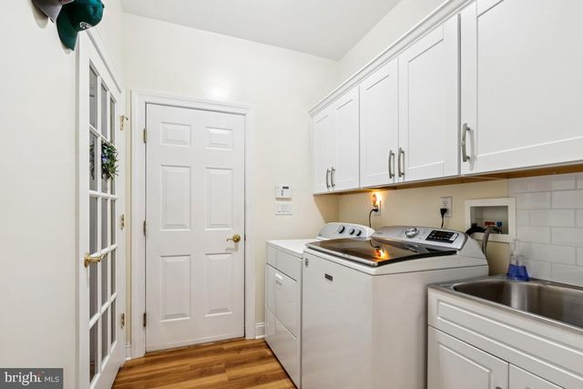 13 CRANE DR, Marlton, NJ 08053