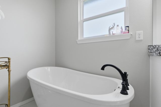 524 E Logan Street, Willard, MO 65781