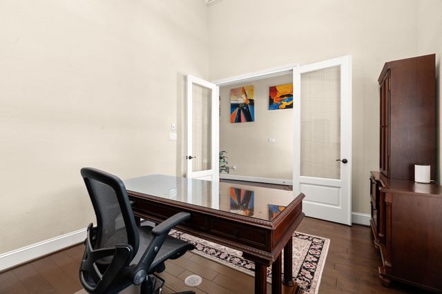 107 Elk Run Court, Conroe, TX 77384