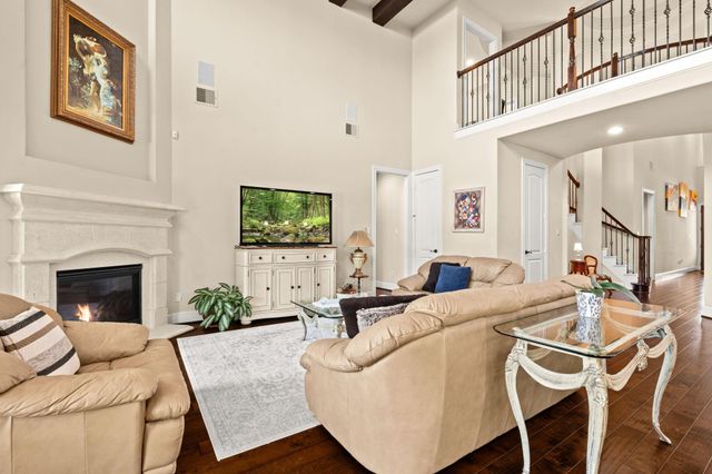 107 Elk Run Court, Conroe, TX 77384