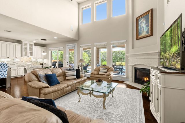 107 Elk Run Court, Conroe, TX 77384