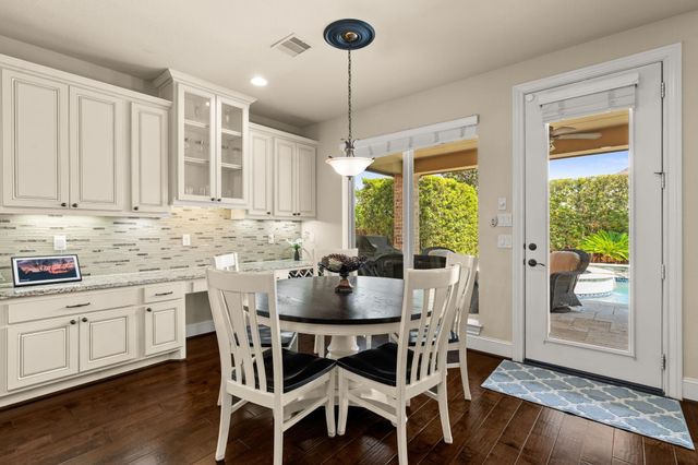 107 Elk Run Court, Conroe, TX 77384