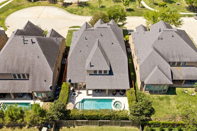 107 Elk Run Court, Conroe, TX 77384