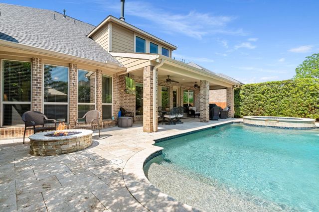 107 Elk Run Court, Conroe, TX 77384