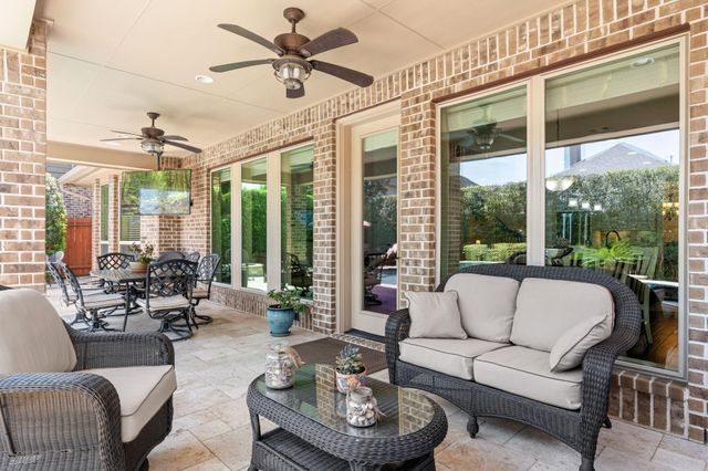 107 Elk Run Court, Conroe, TX 77384