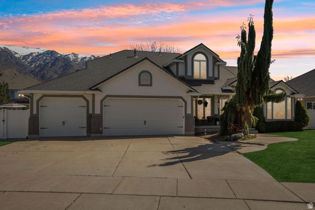 1960 N 2150 E, Layton, UT 84040