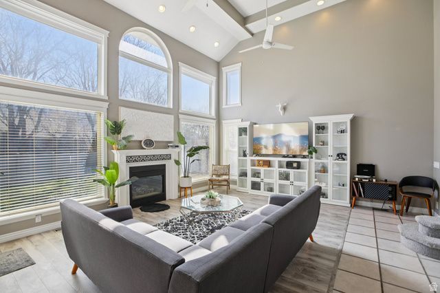 1960 N 2150 E, Layton, UT 84040