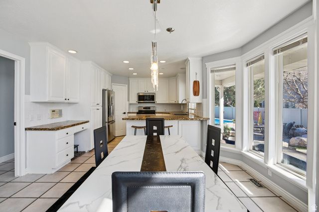 1960 N 2150 E, Layton, UT 84040