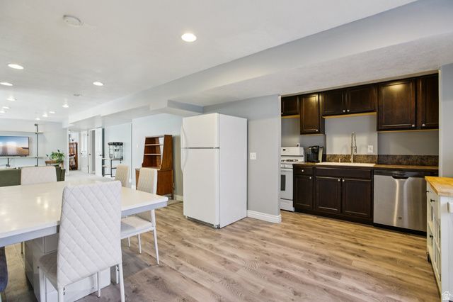 1960 N 2150 E, Layton, UT 84040