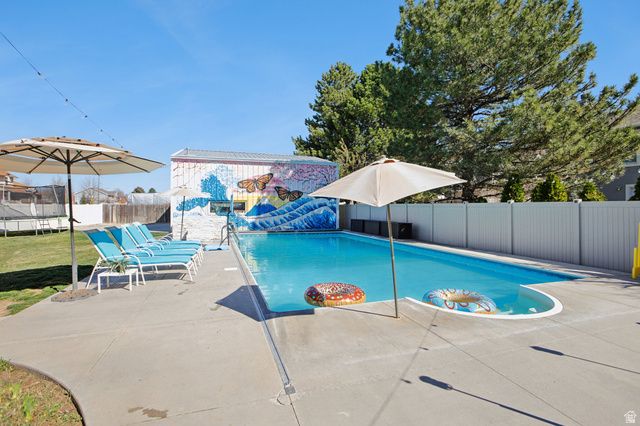 1960 N 2150 E, Layton, UT 84040