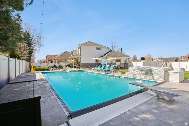 1960 N 2150 E, Layton, UT 84040