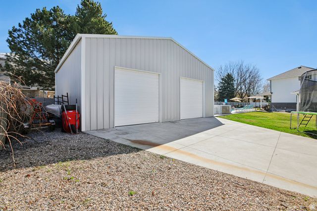 1960 N 2150 E, Layton, UT 84040