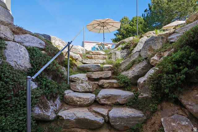 1960 N 2150 E, Layton, UT 84040