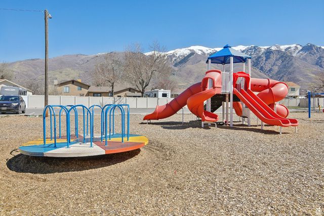 1960 N 2150 E, Layton, UT 84040