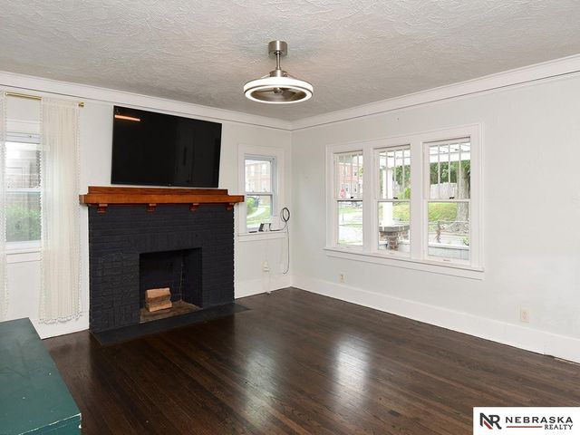 3507 N 45th Avenue, Omaha, NE 68104