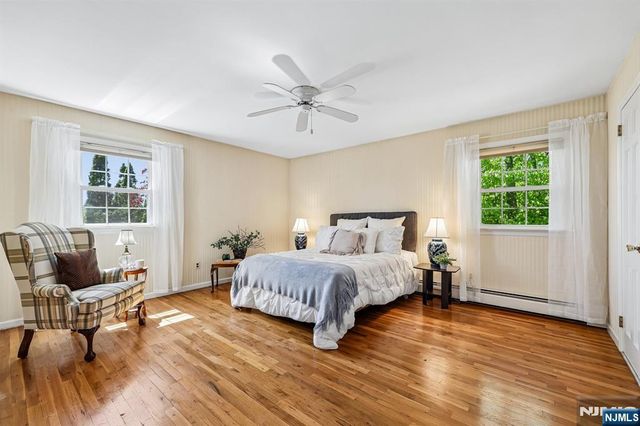 97 Erie Avenue, Midland Park, NJ 07432