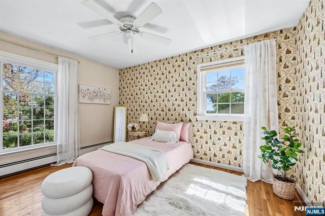 97 Erie Avenue, Midland Park, NJ 07432