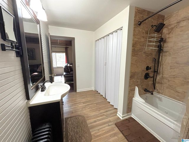 930 ISBELL ROAD, Odenville, AL 35120