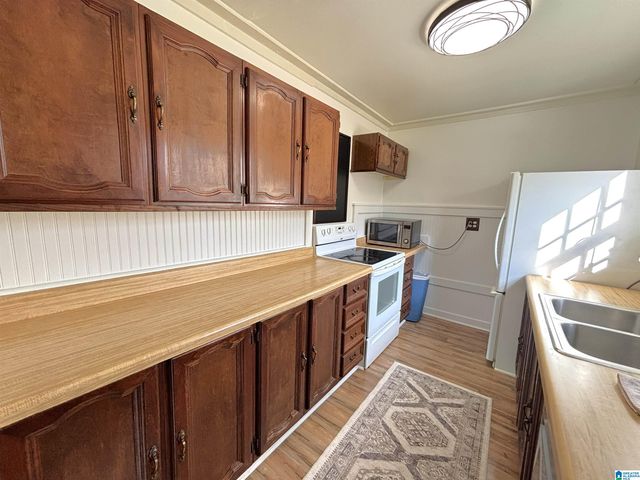 930 ISBELL ROAD, Odenville, AL 35120