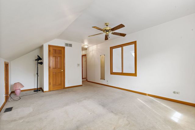 1600 Brentford Drive, Naperville, IL 60563