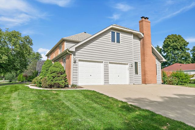 1600 Brentford Drive, Naperville, IL 60563