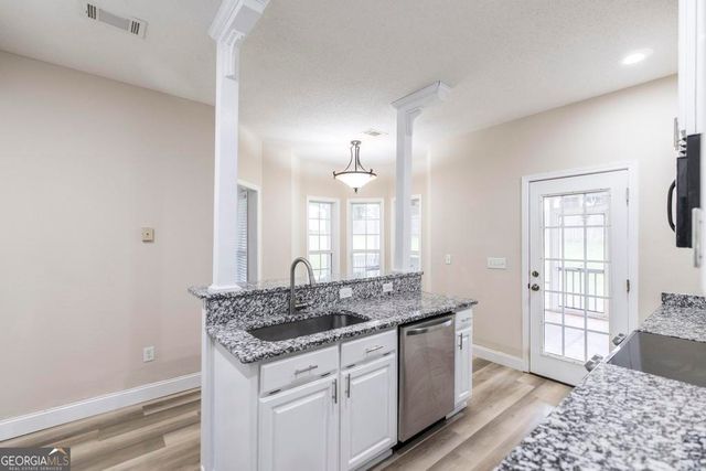 211 Cade Terrace, Warner Robins, GA 31088