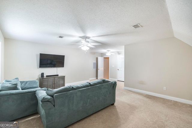 211 Cade Terrace, Warner Robins, GA 31088
